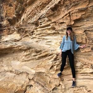 Meet your Posher, Eve